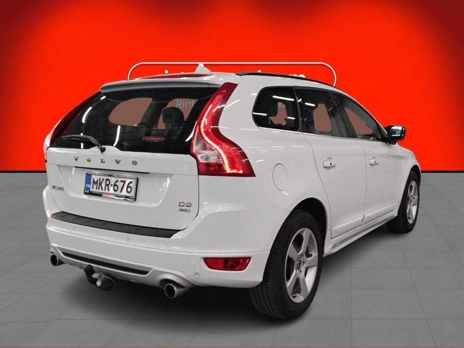 VOLVO XC60 2011