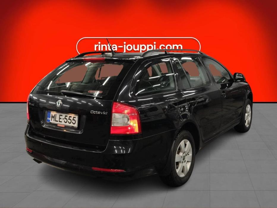 SKODA Octavia 2013