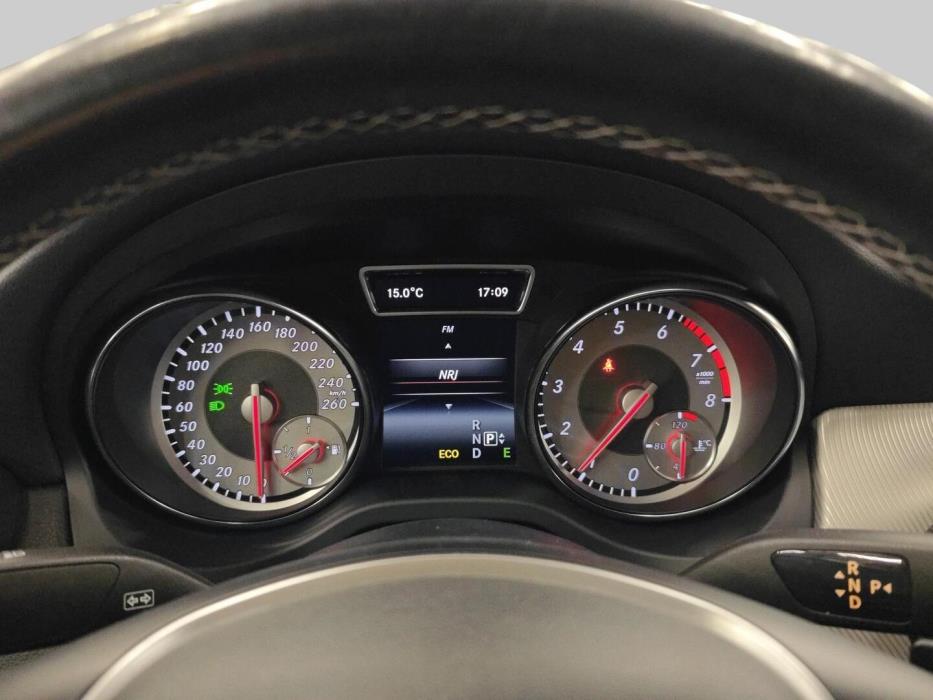 MERCEDES-BENZ CLA 2014