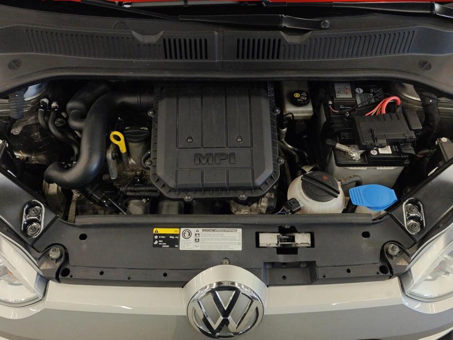 VOLKSWAGEN up! 2016