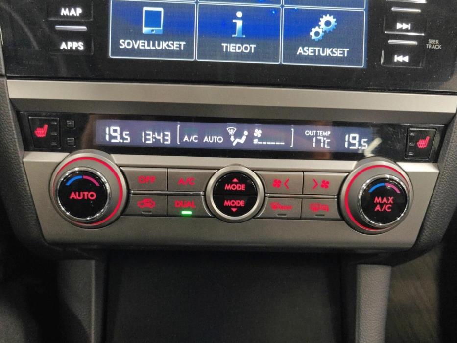 SUBARU Outback 2016