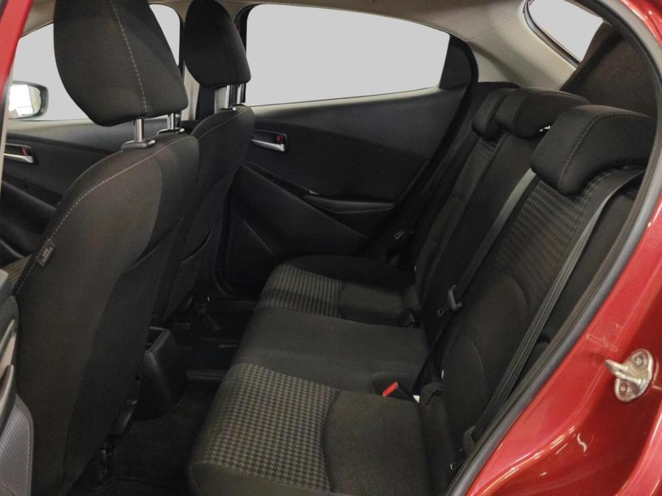 MAZDA Mazda2 2018