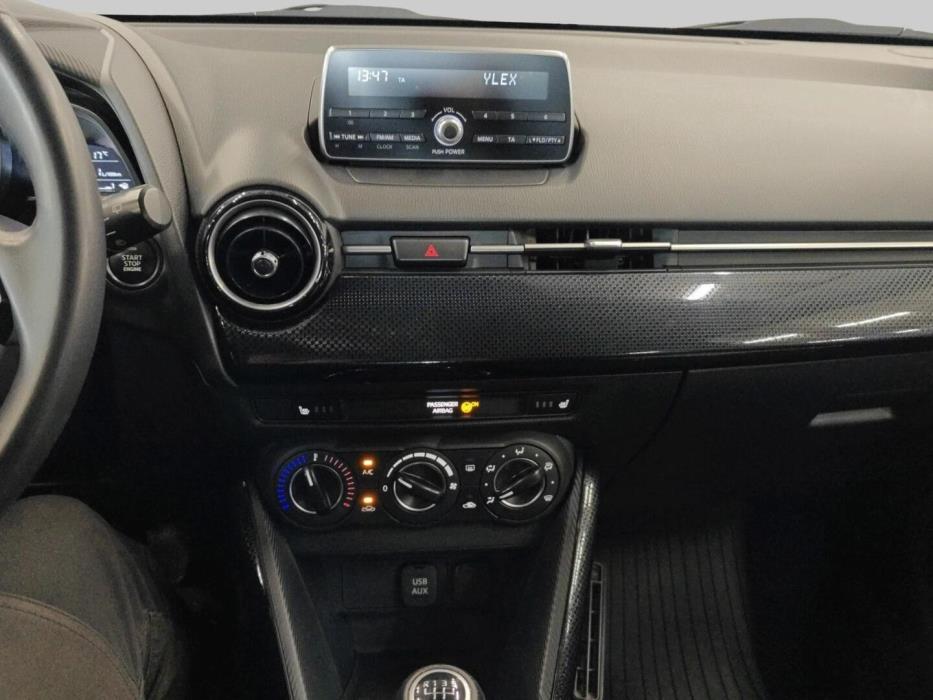 MAZDA Mazda2 2018