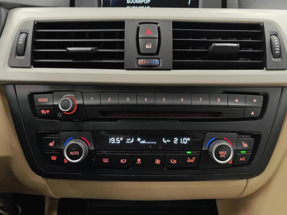 BMW 320 Gran Turismo 2016