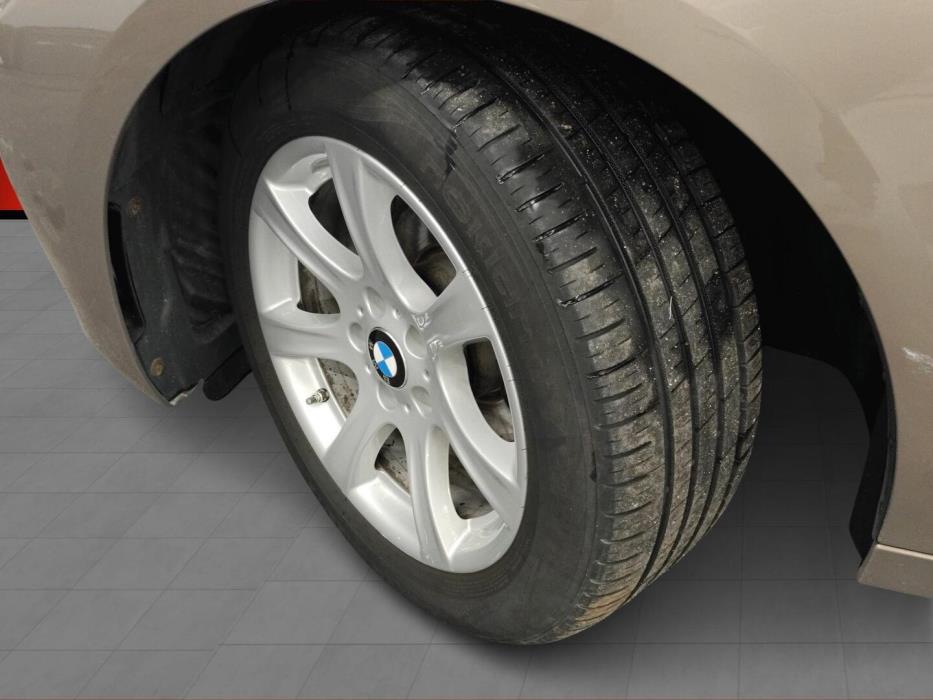 BMW 320 Gran Turismo 2016