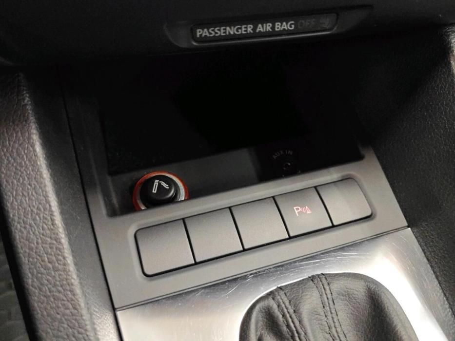 VOLKSWAGEN Jetta 2011