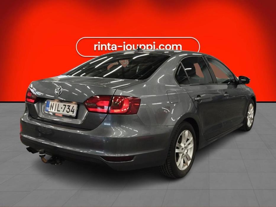 VOLKSWAGEN Jetta 2011