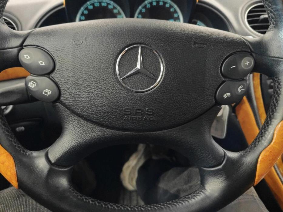 MERCEDES-BENZ SL 2004