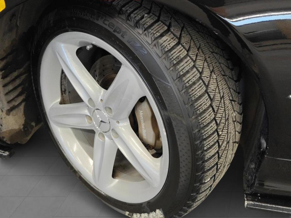 MERCEDES-BENZ SL 2004