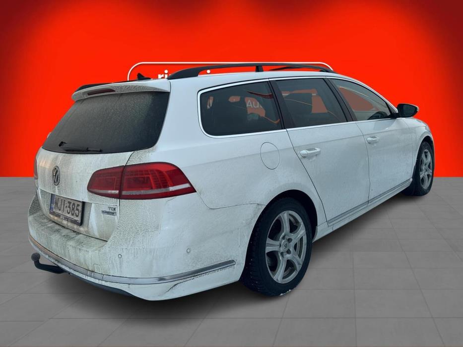 VOLKSWAGEN Passat 2013