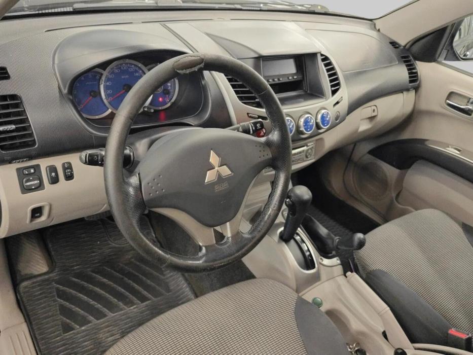 MITSUBISHI L200 2007