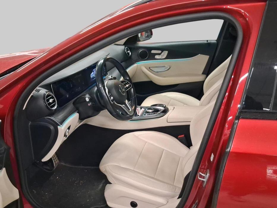MERCEDES-BENZ E 2019