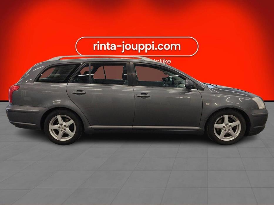 TOYOTA Avensis 2004