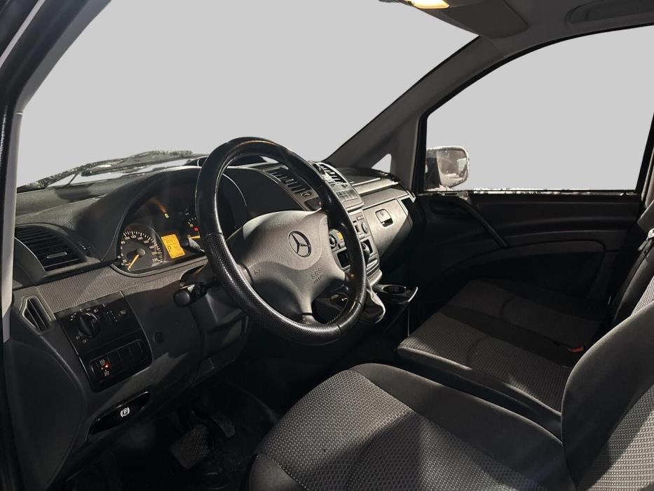 MERCEDES-BENZ Vito 2011