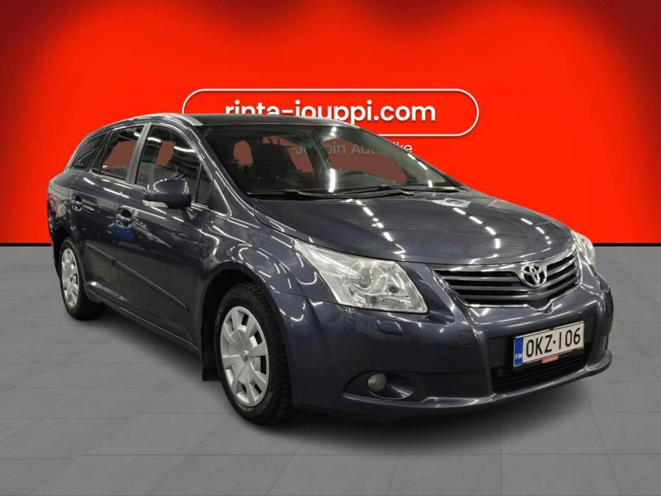 TOYOTA Avensis 2010