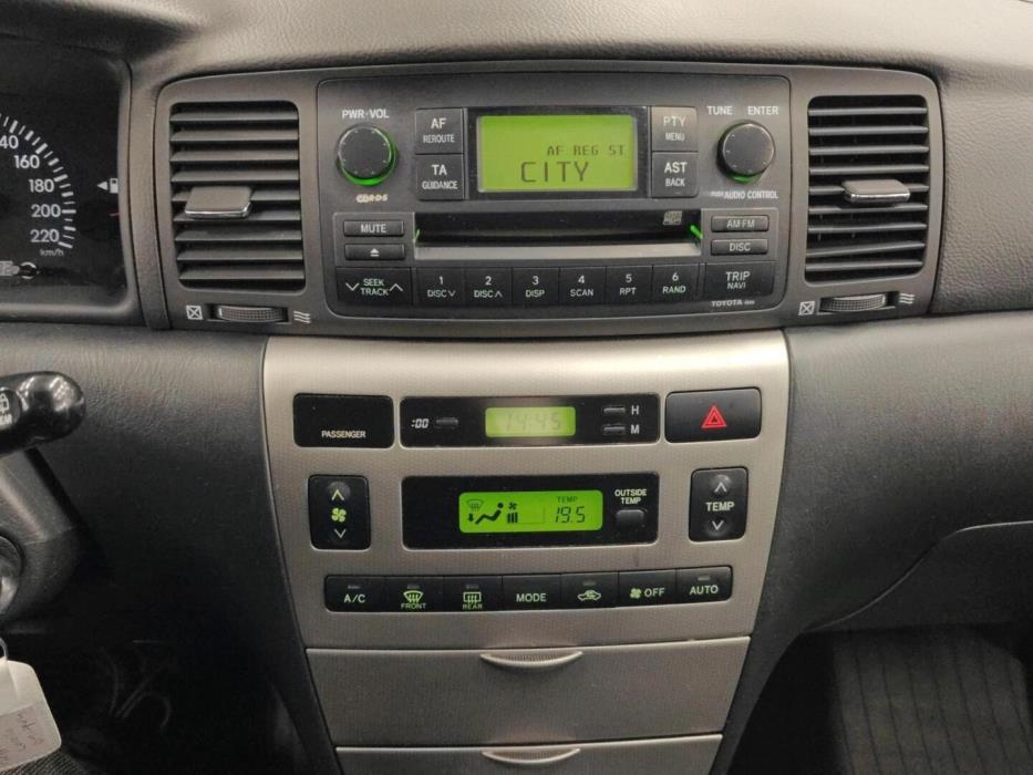 TOYOTA Corolla 2005