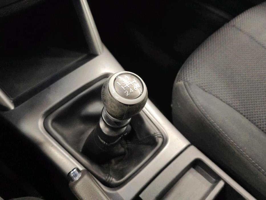 SUBARU Forester 2012