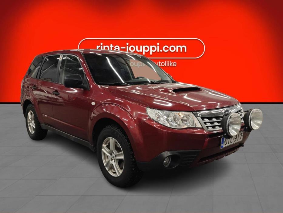 SUBARU Forester 2012