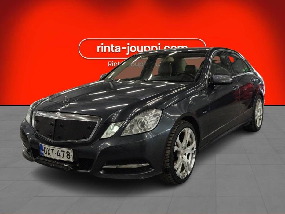 MERCEDES-BENZ E 2010