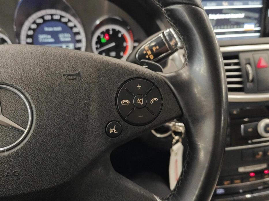 MERCEDES-BENZ E 2010