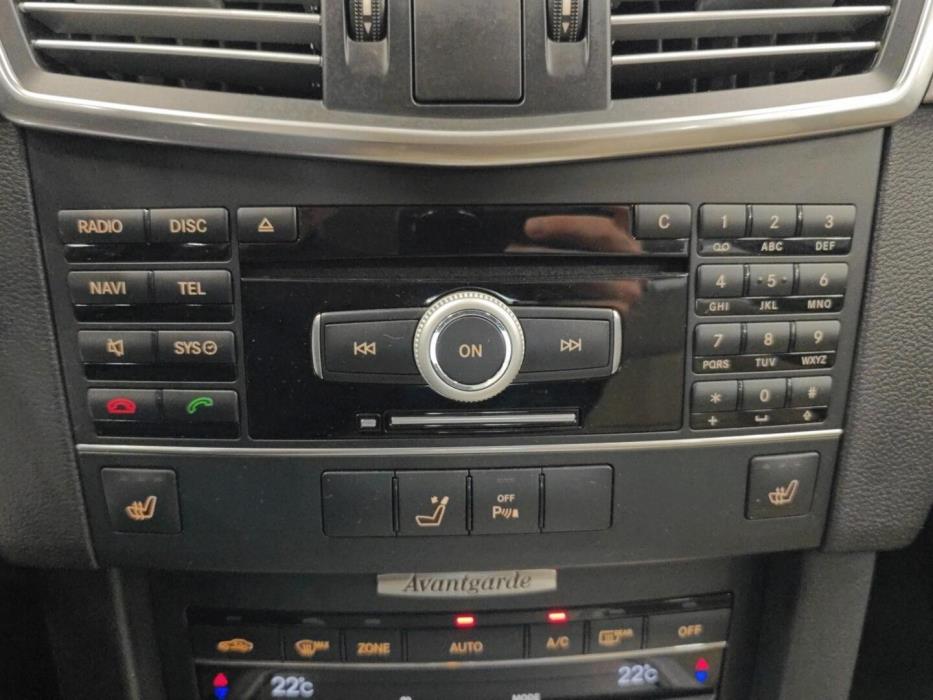 MERCEDES-BENZ E 2010