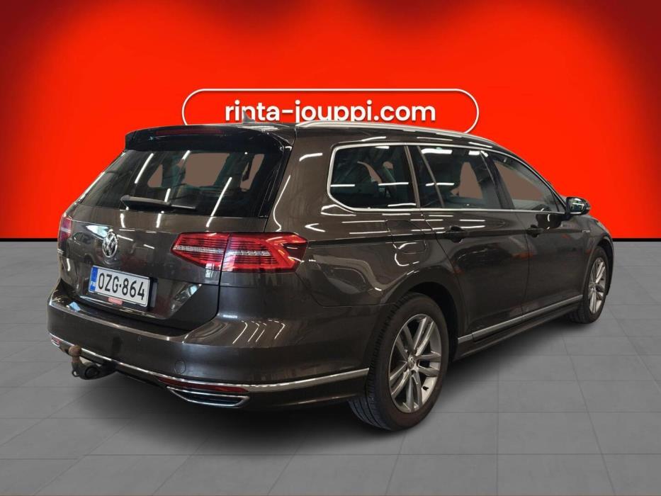 VOLKSWAGEN Passat 2018