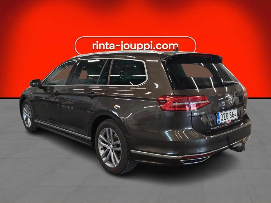 VOLKSWAGEN Passat 2018