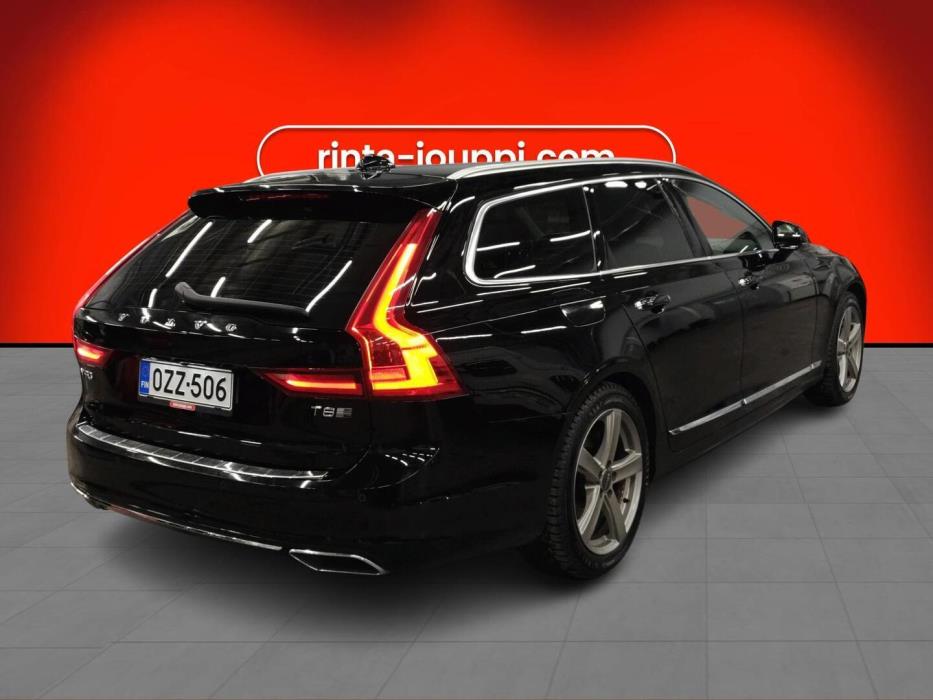 VOLVO V90 2020
