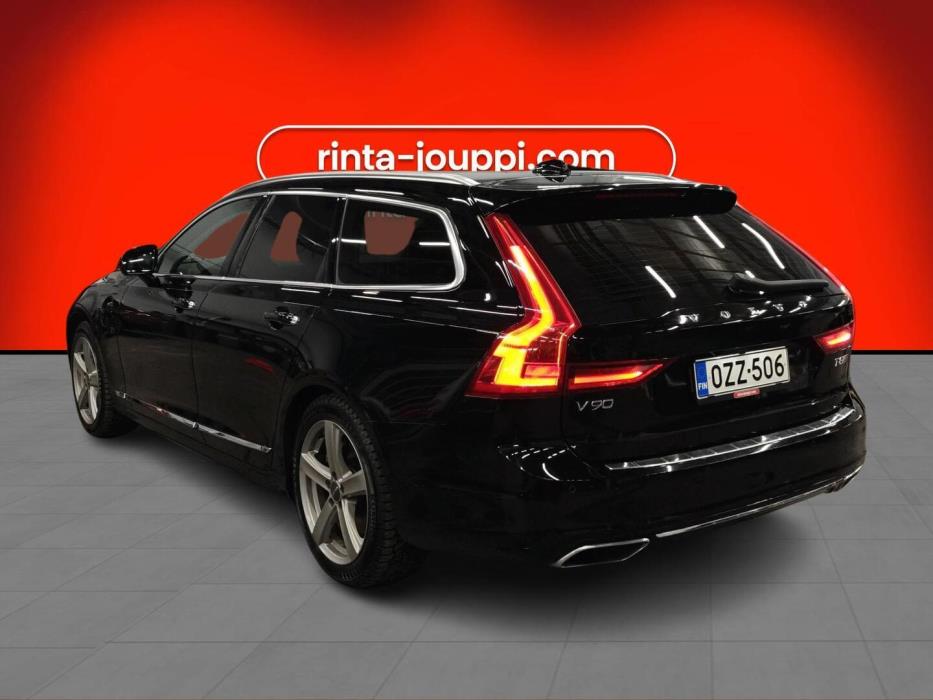 VOLVO V90 2020
