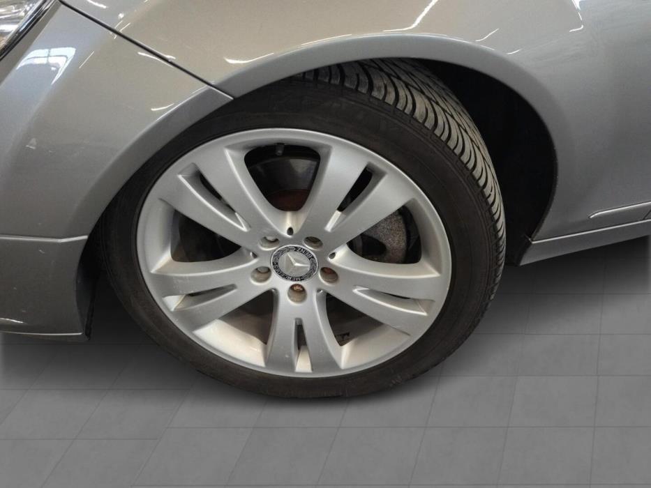 MERCEDES-BENZ C 2008