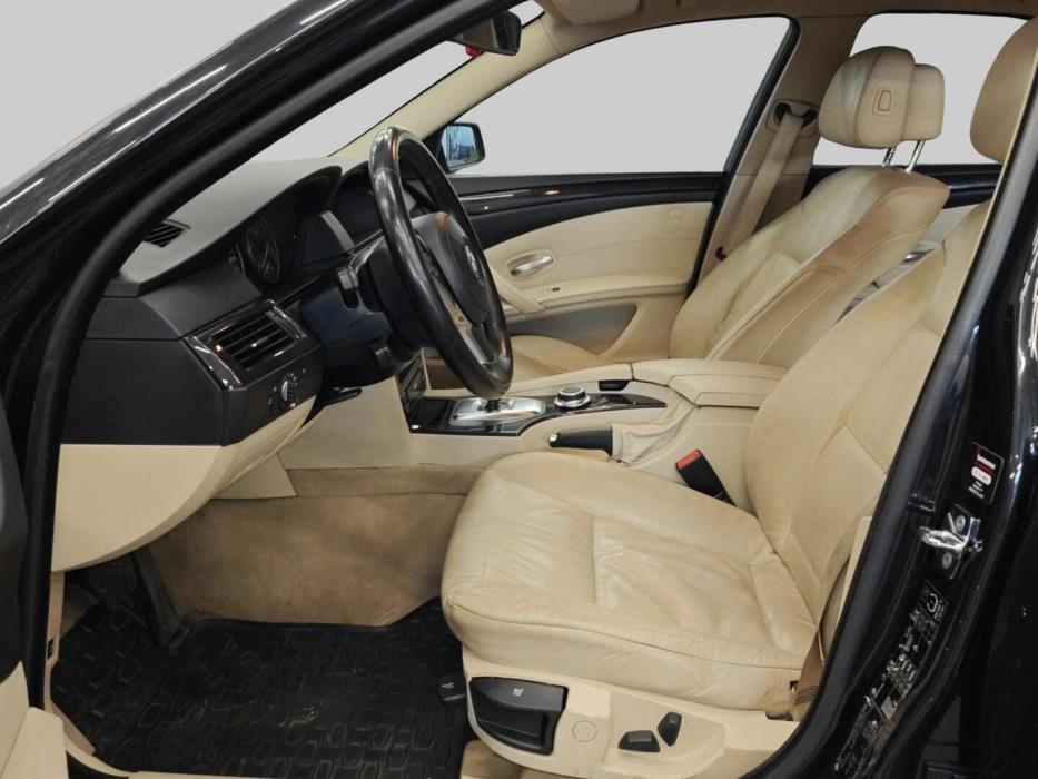 BMW 520 2009