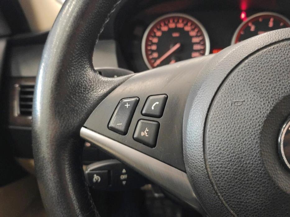 BMW 520 2009