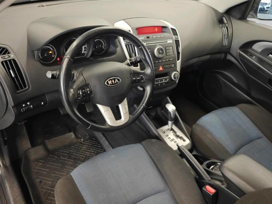KIA cee'd 2011