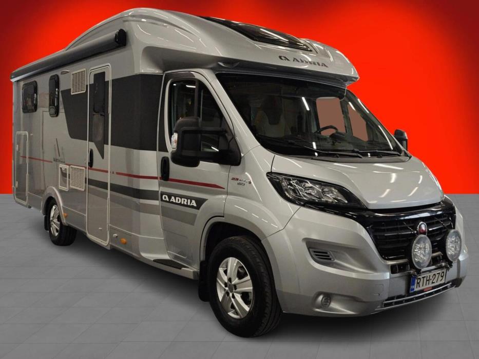 ADRIA Matrix M 670 SC 2017