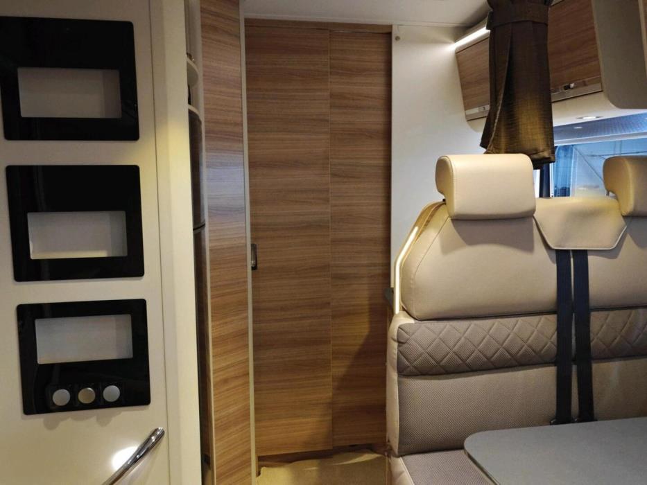 ADRIA Matrix M 670 SC 2017