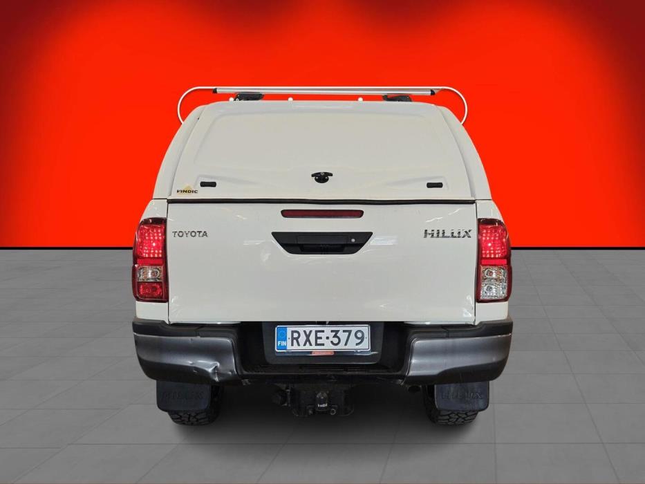 TOYOTA Hilux 2021