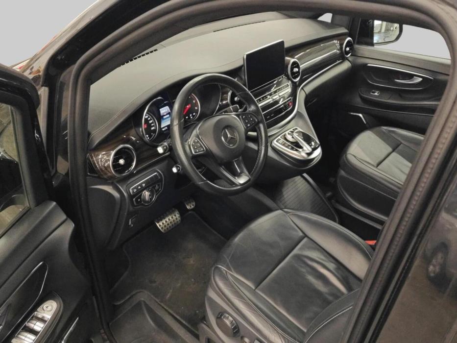MERCEDES-BENZ V 2018