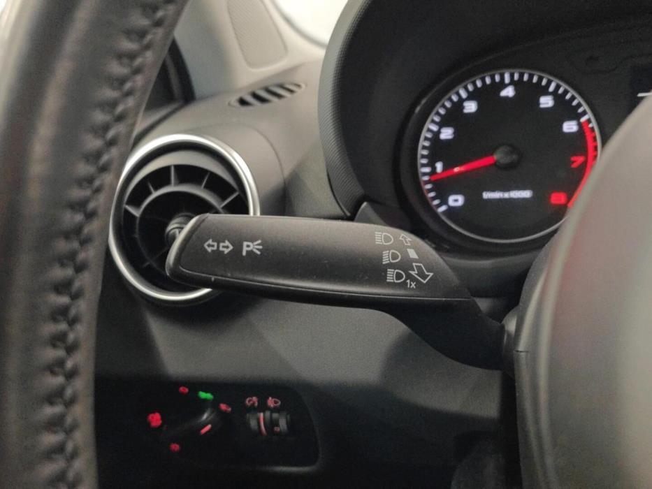 AUDI A1 2011