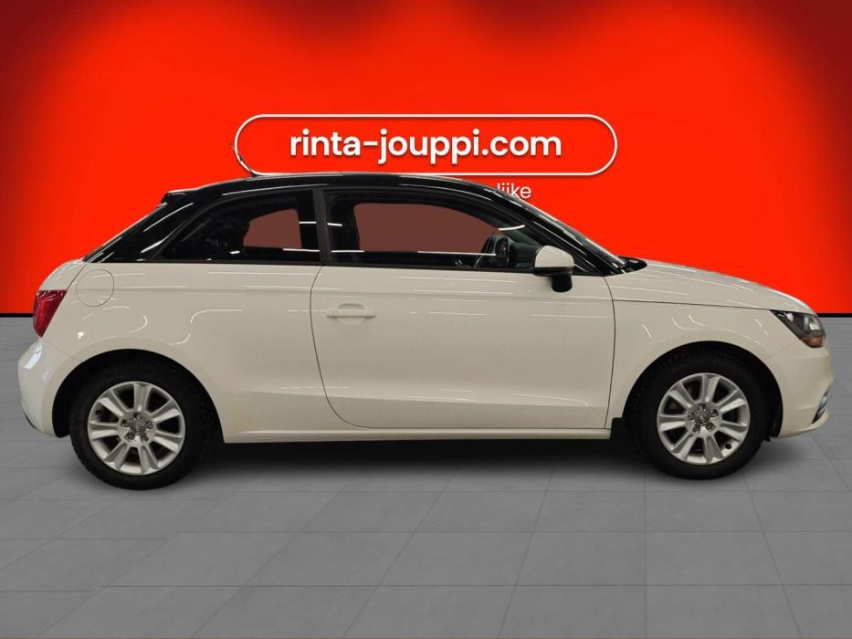 AUDI A1 2011