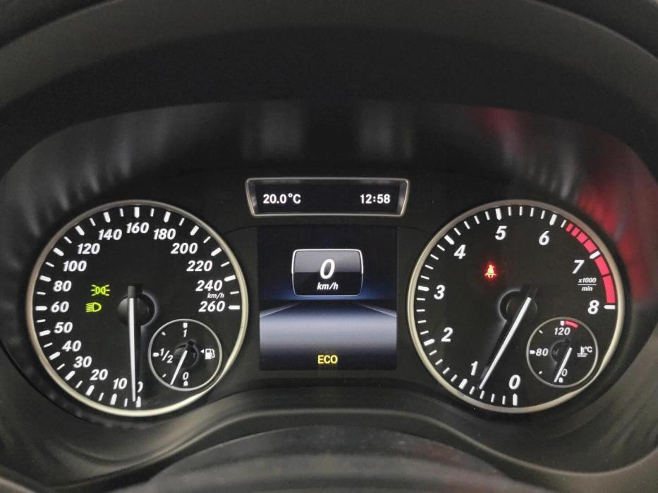 MERCEDES-BENZ A 2014