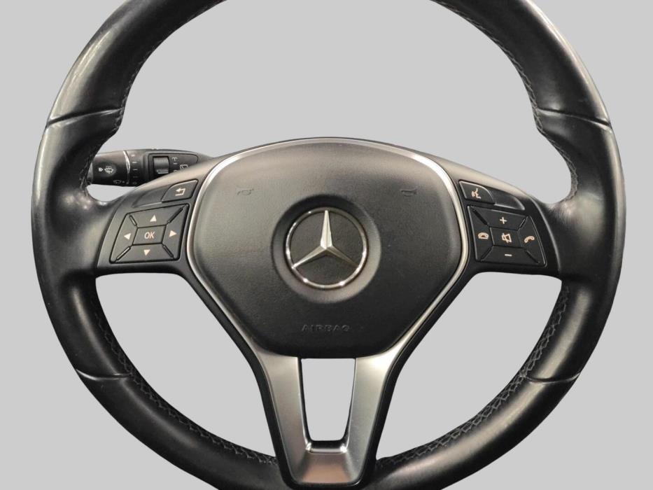 MERCEDES-BENZ A 2014