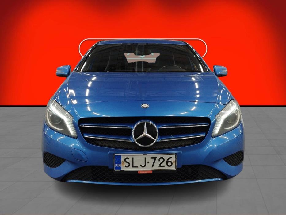 MERCEDES-BENZ A 2014