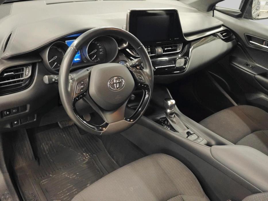 TOYOTA C-HR 2018