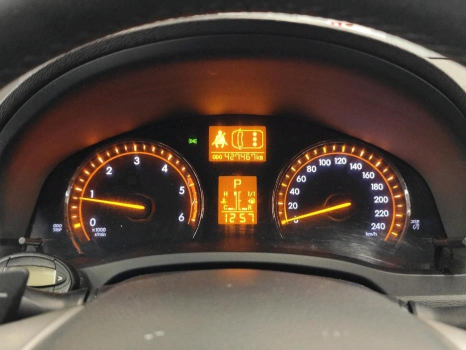TOYOTA Avensis 2010