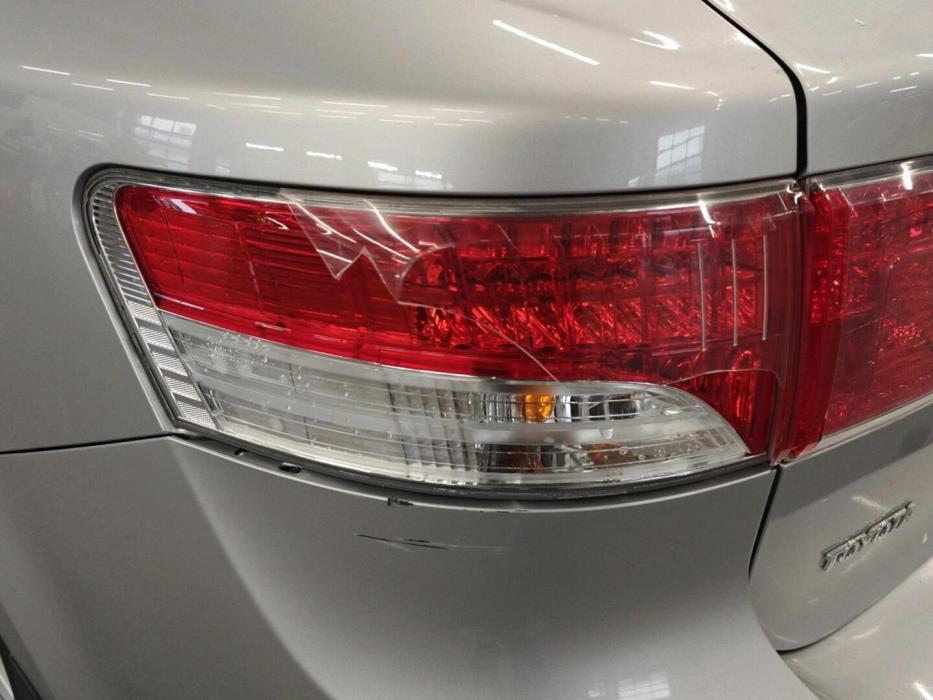 TOYOTA Avensis 2010