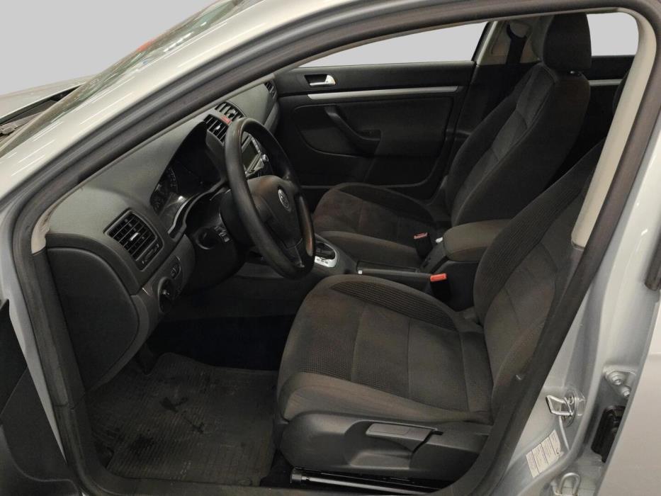 VOLKSWAGEN Golf 2008