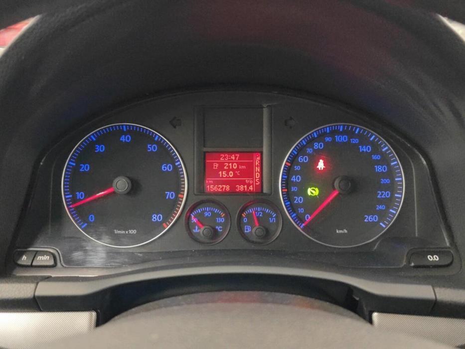 VOLKSWAGEN Golf 2008