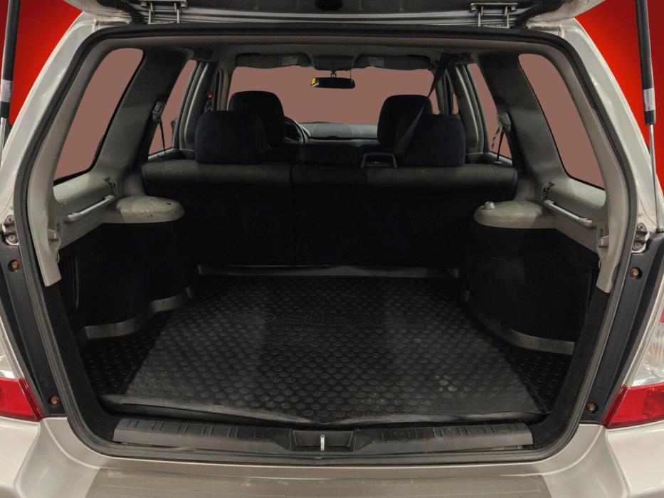 SUBARU Forester 2005