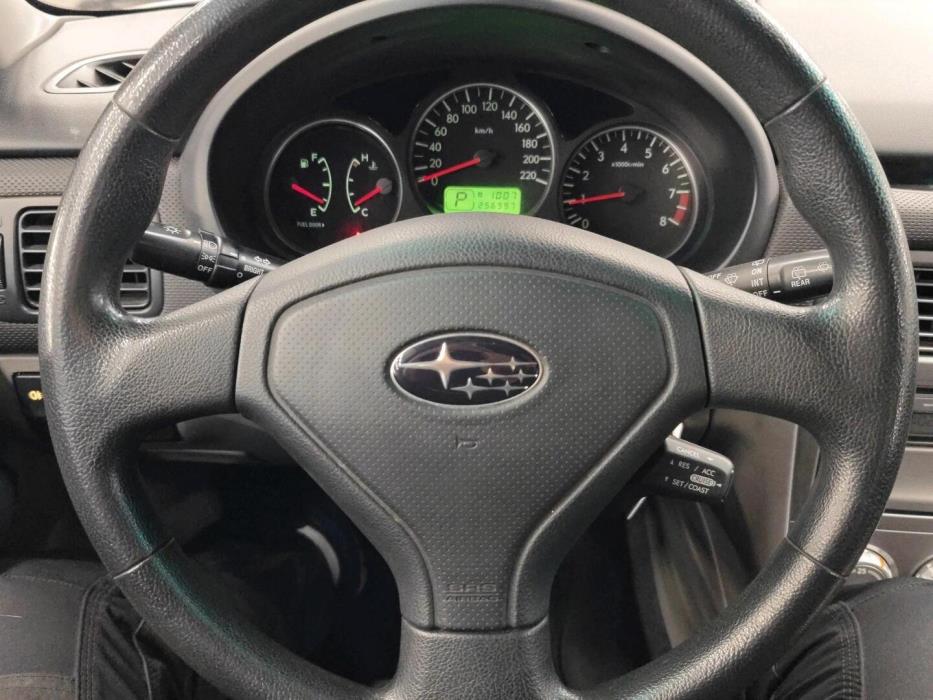 SUBARU Forester 2005