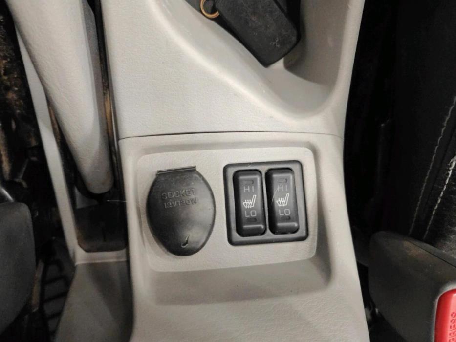 MITSUBISHI Pajero 2006